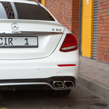 Mercedes-Benz E63 AMG / ID 038 2 Mercedes-Benz E63 AMG